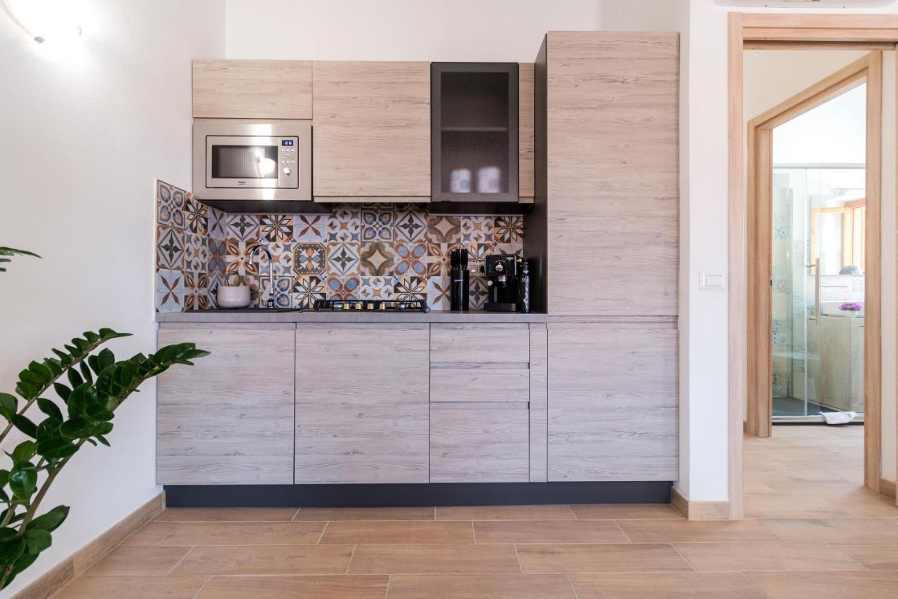 Uncle Leonard'S House Apartment Cala Gonone Bagian luar foto