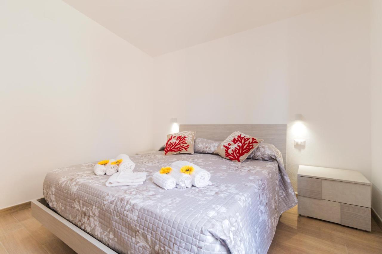Uncle Leonard'S House Apartment Cala Gonone Bagian luar foto