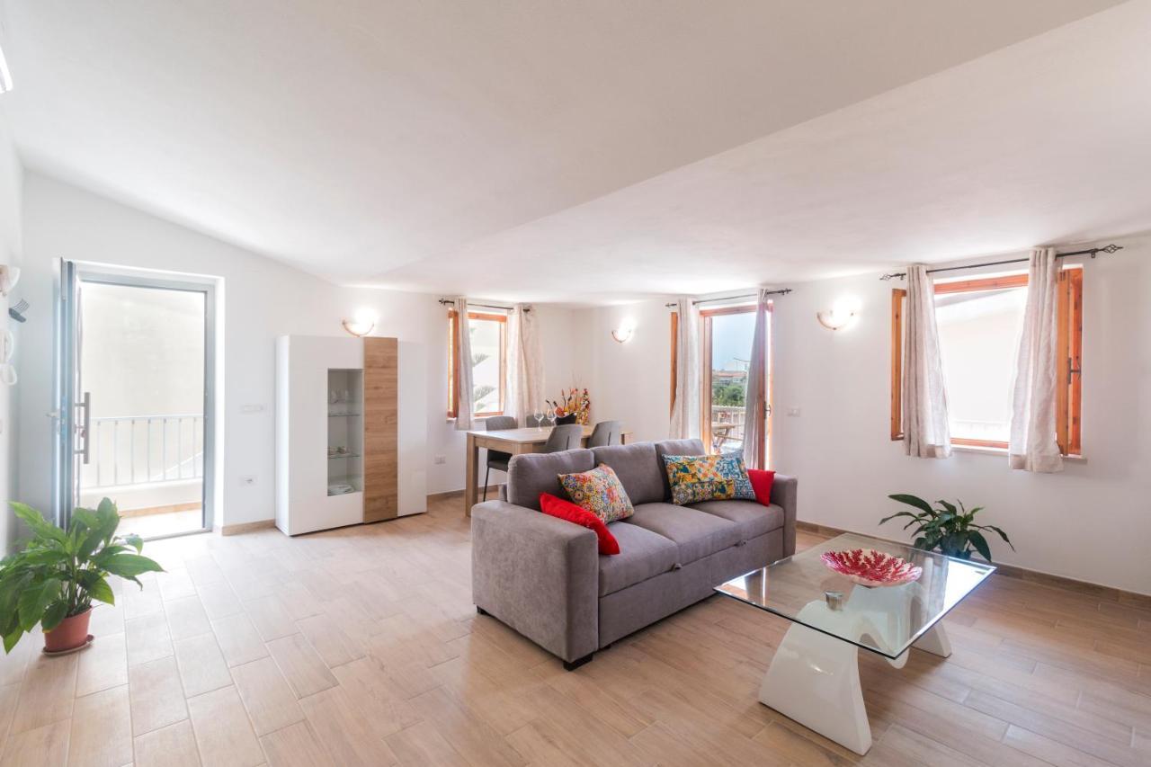 Uncle Leonard'S House Apartment Cala Gonone Bagian luar foto