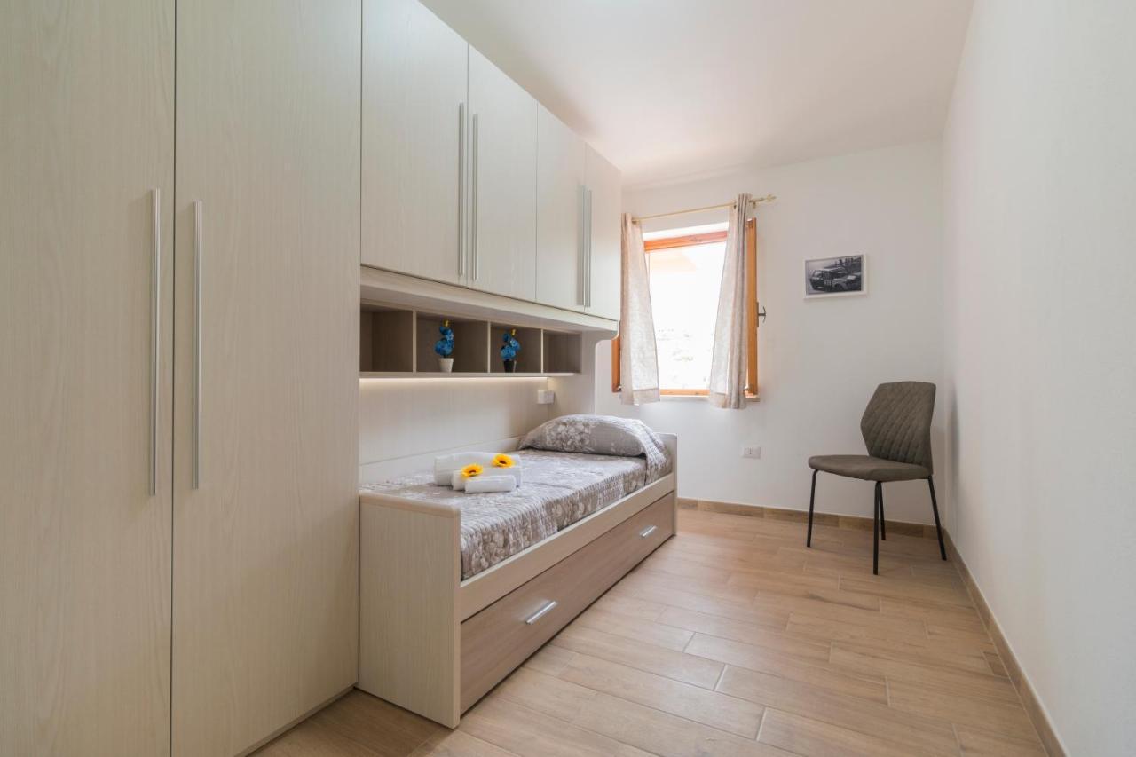 Uncle Leonard'S House Apartment Cala Gonone Bagian luar foto